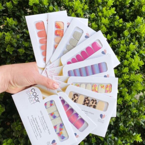 COLOR STREET NAILS - Picture 1 of 1